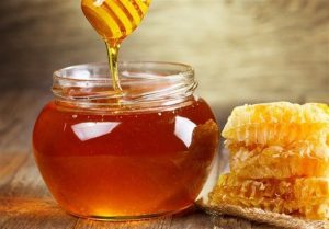 شکرک زدن در عسل طبیعی